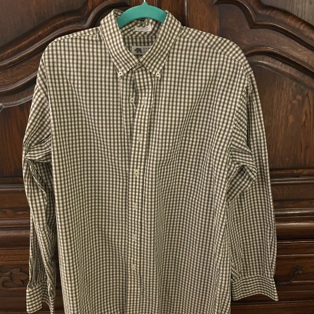Men's Brown & White Gingham Button-Down Shirt - Classic Casual